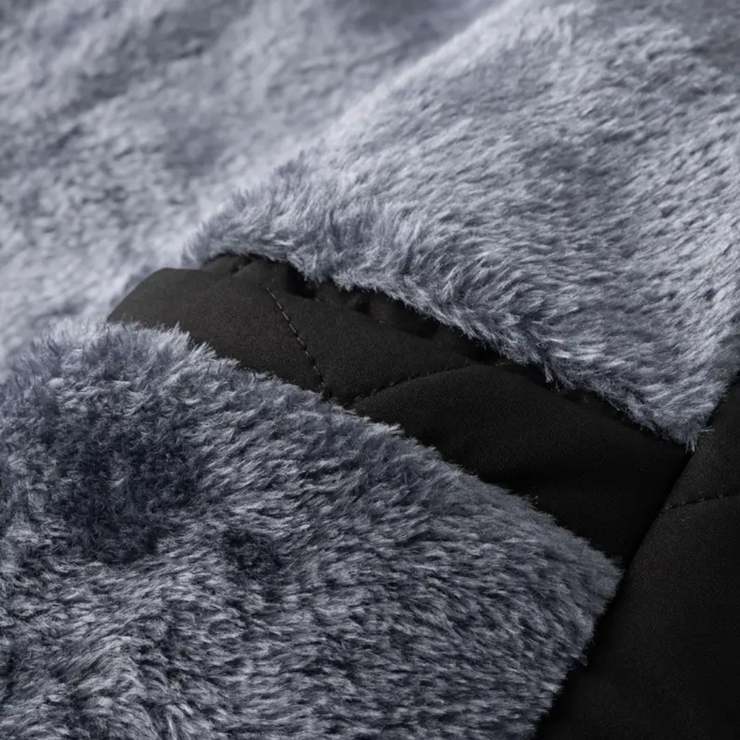 MEN’S FLEECE-LINED QUILTED JACKET