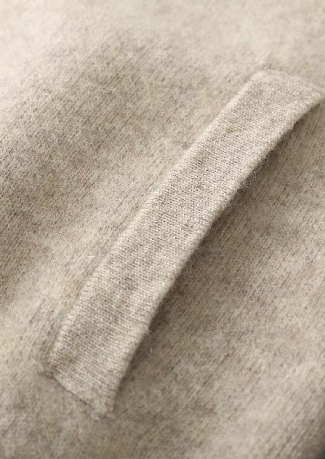 Men’s Wool V-Neck Cardigan